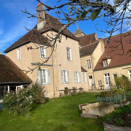 Maison De Noble Nicolas อาวาลง ภายนอก รูปภาพ
